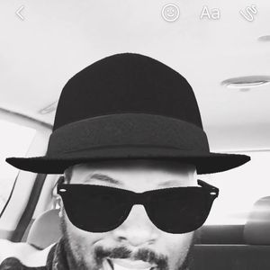 Meet your Posher, Christopher